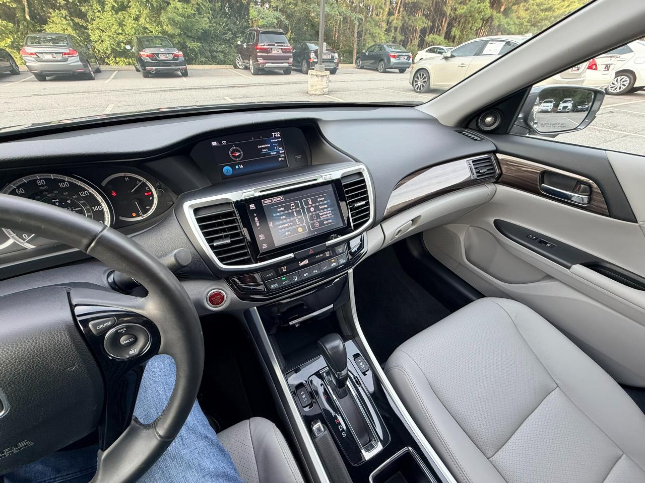 Honda Accord EX-L Sedan V6 6-Spd AT 2017
