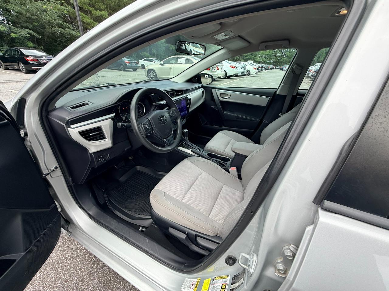 Toyota Corolla LE CVT 2015