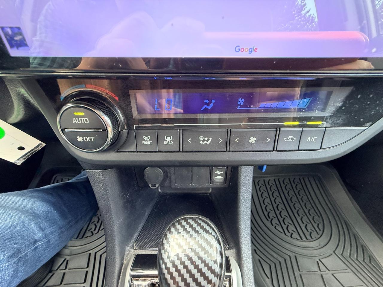 Toyota Corolla LE CVT 2015