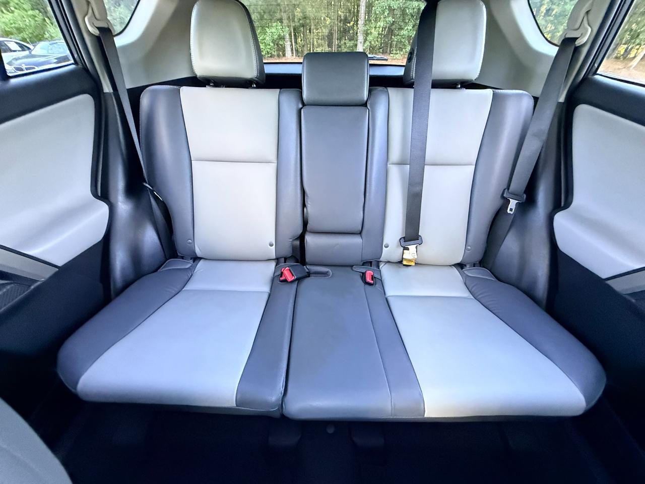 Toyota RAV4 Limited FWD 2015