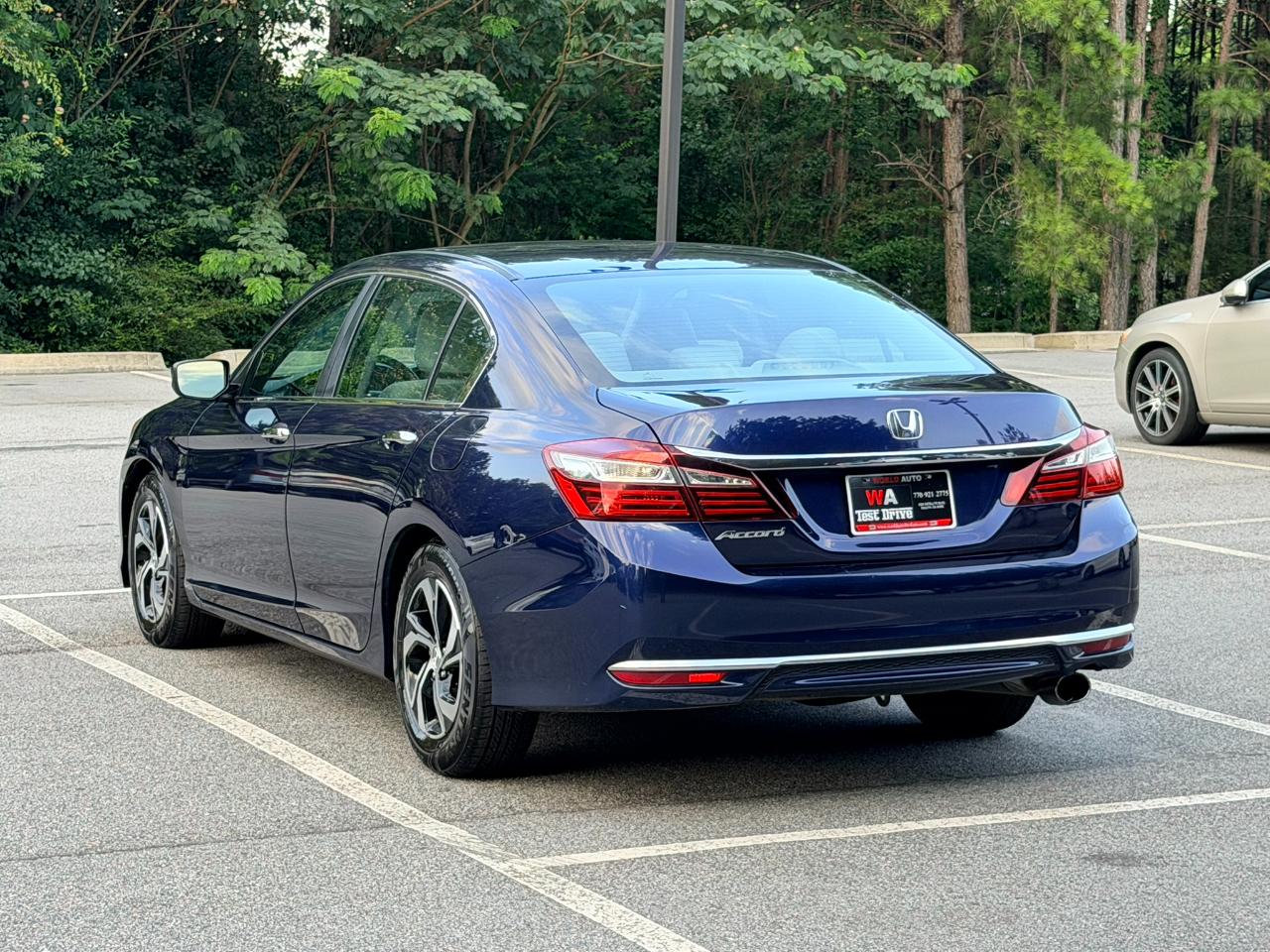Honda Accord LX Sedan CVT 2017