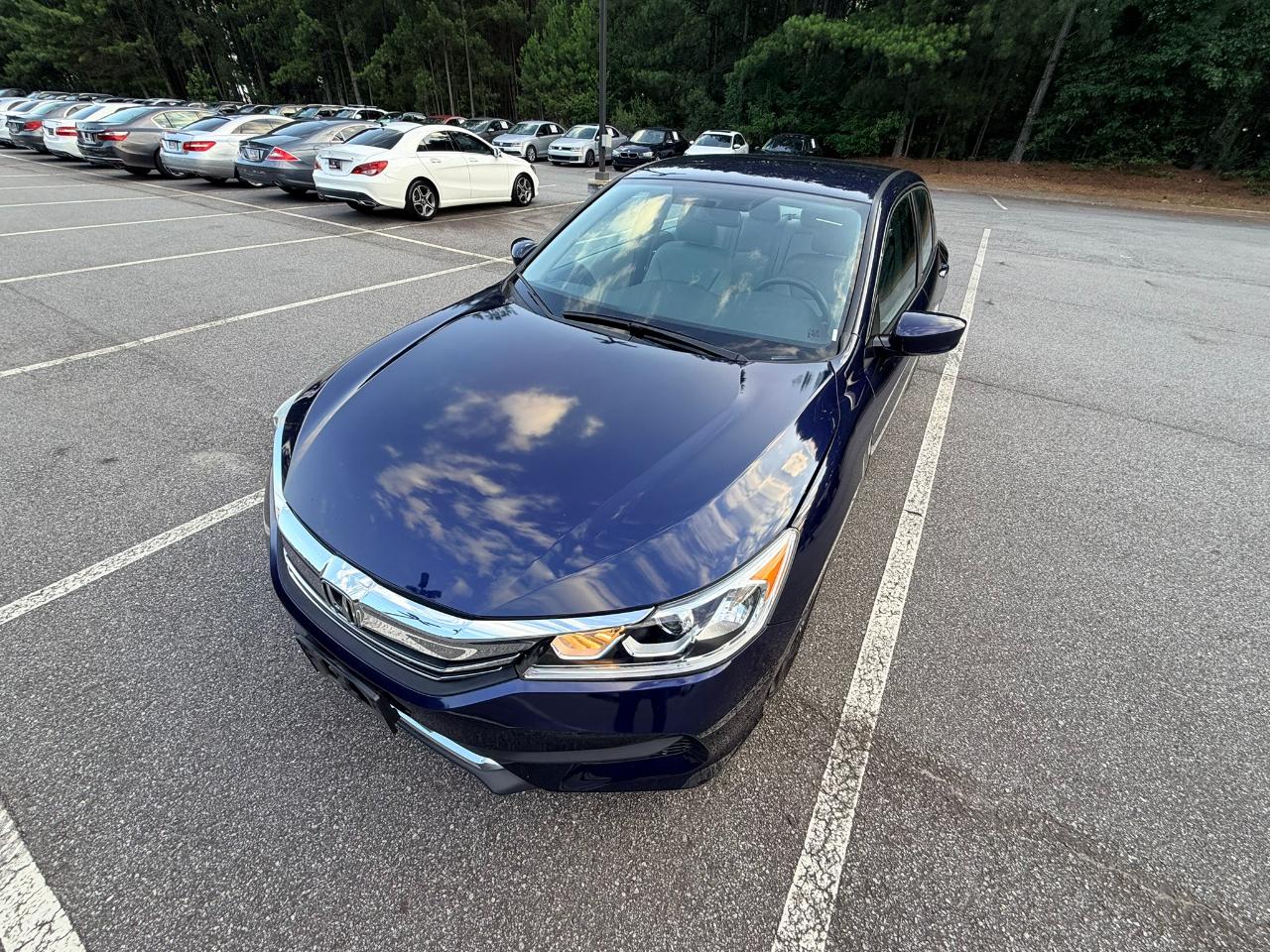 Honda Accord LX Sedan CVT 2017