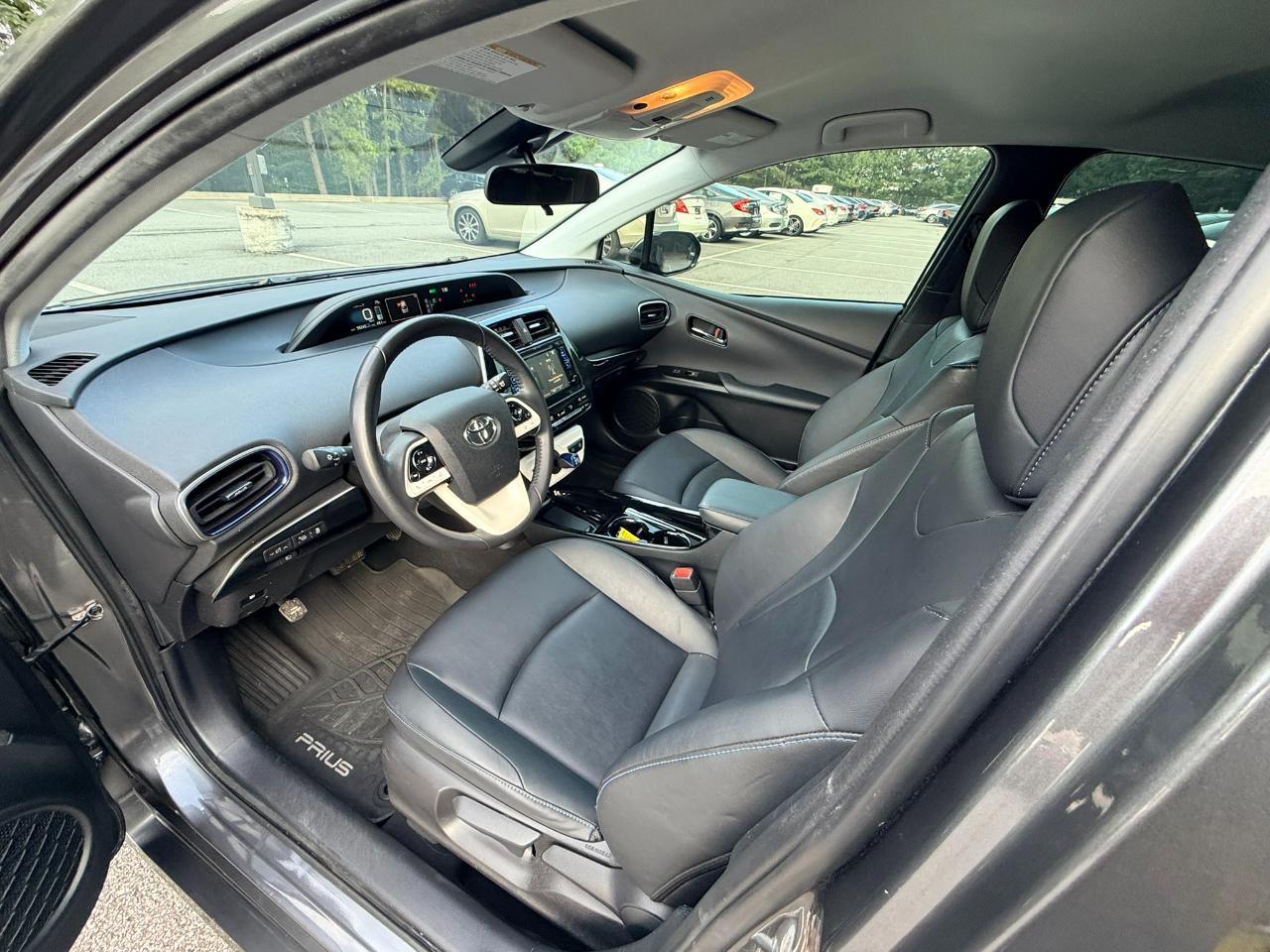 Toyota Prius Three Touring 2018