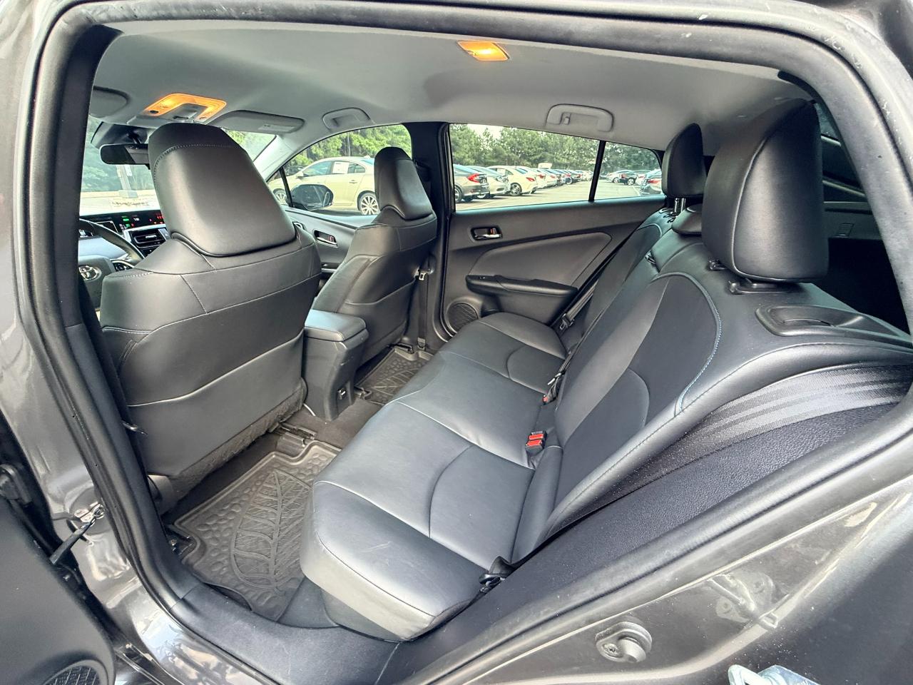Toyota Prius Three Touring 2018
