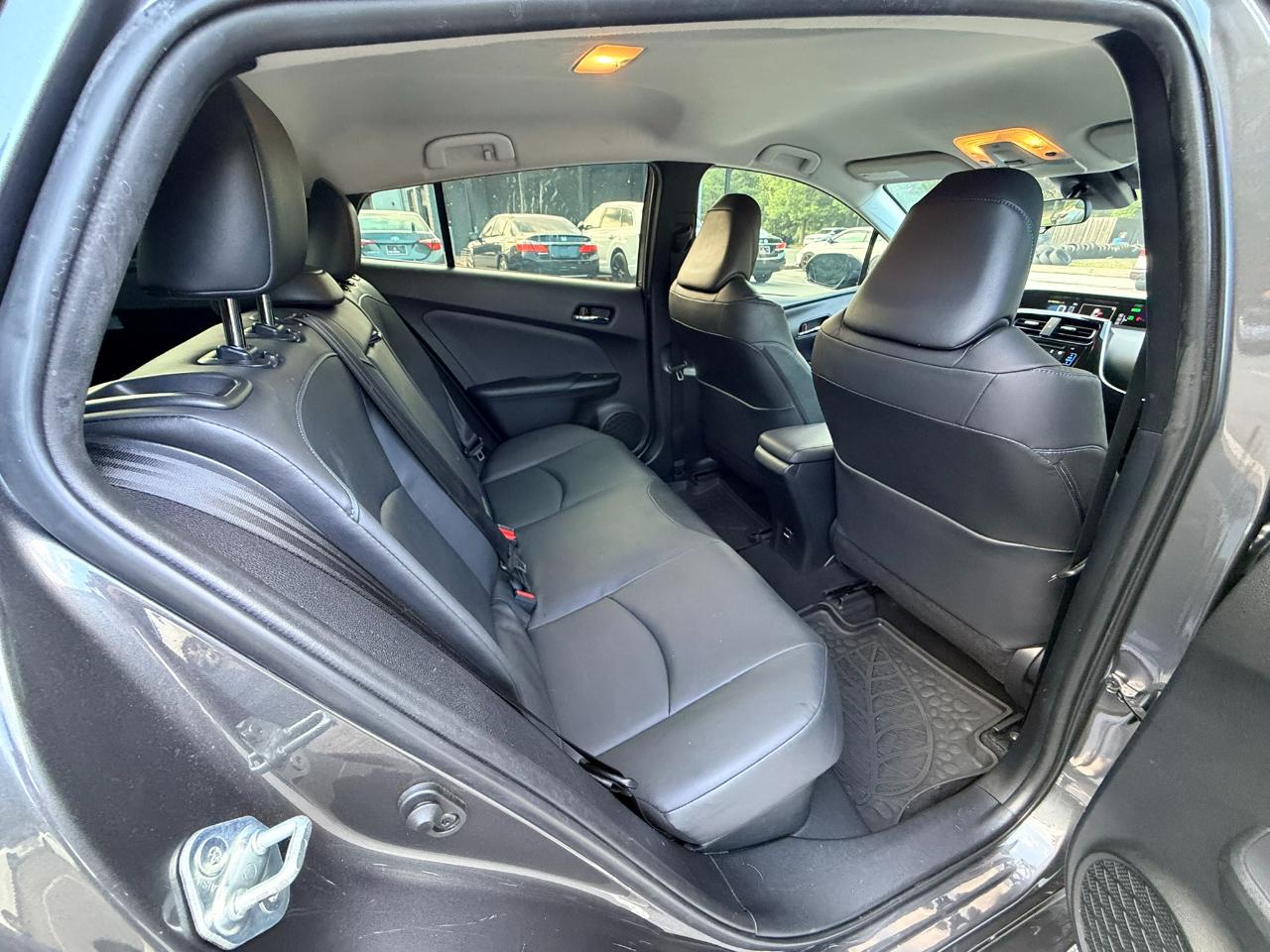 Toyota Prius Three Touring 2018