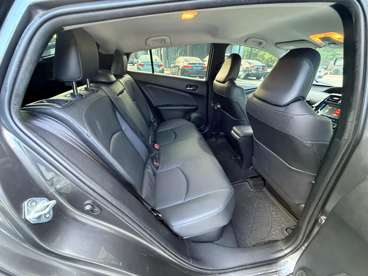 Toyota Prius Three Touring 2018
