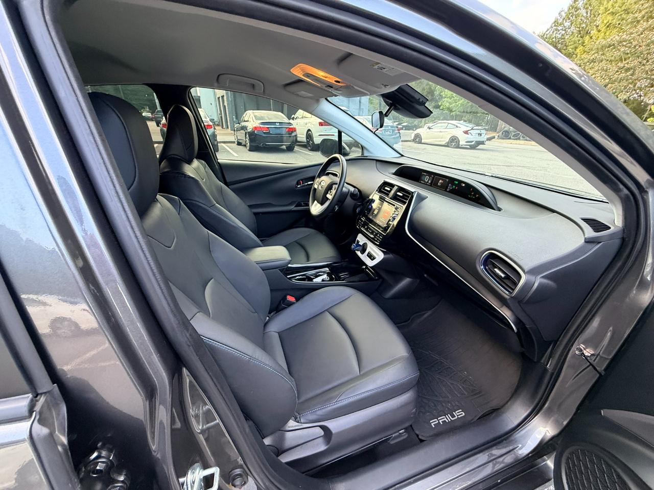 Toyota Prius Three Touring 2018