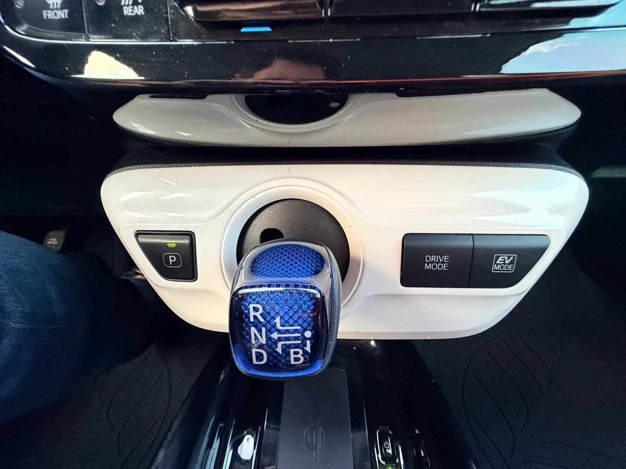 Toyota Prius Three Touring 2018