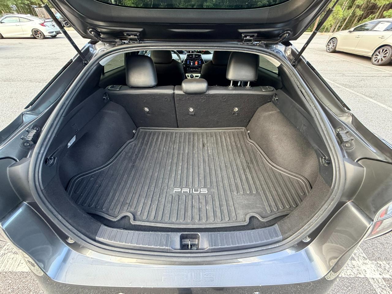 Toyota Prius Three Touring 2018