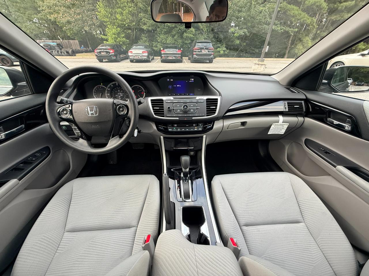 Honda Accord LX Sedan CVT 2017