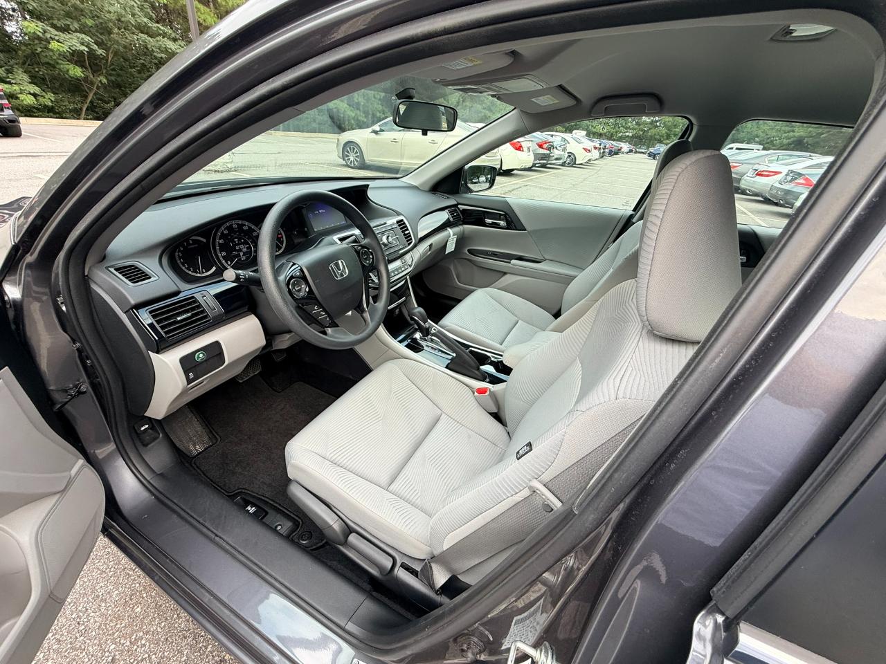 Honda Accord LX Sedan CVT 2017