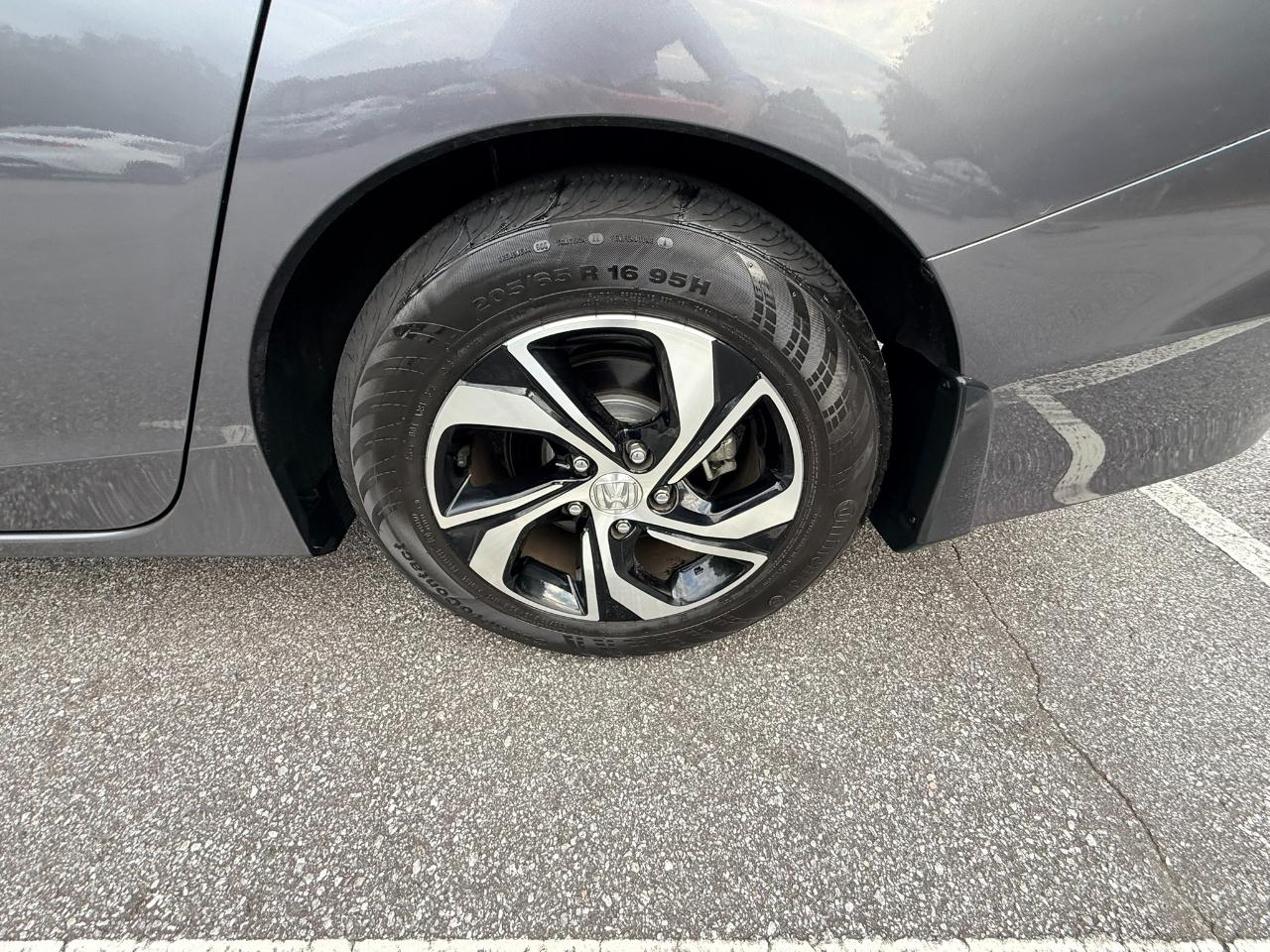 Honda Accord LX Sedan CVT 2017