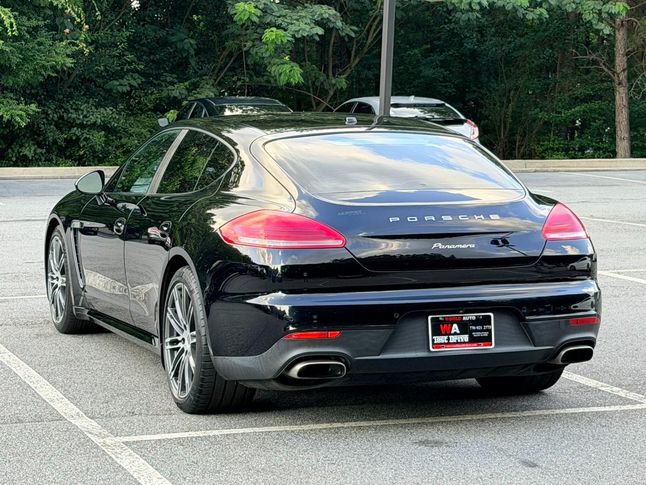 Porsche Panamera RWD 2015