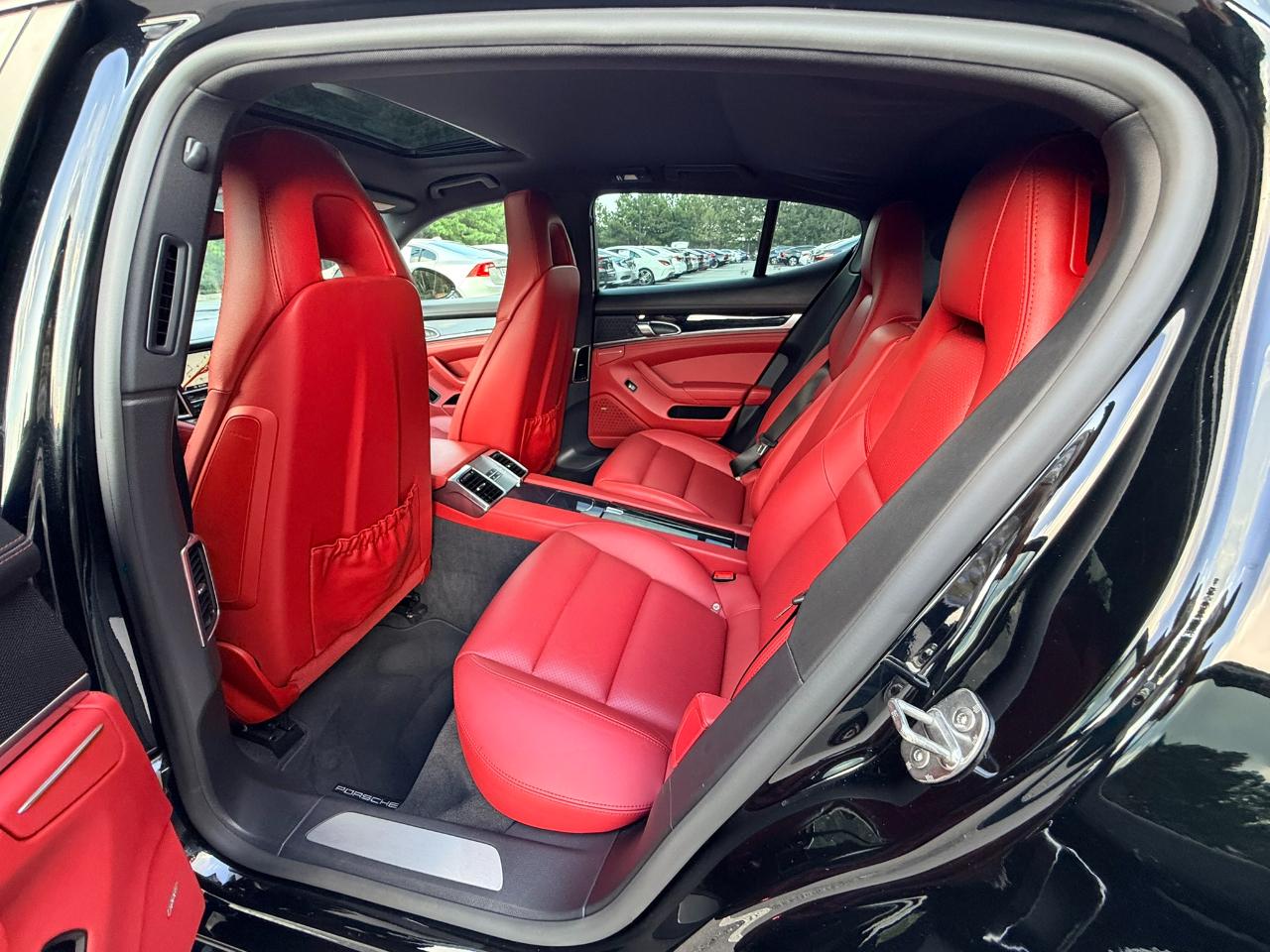 Porsche Panamera RWD 2015