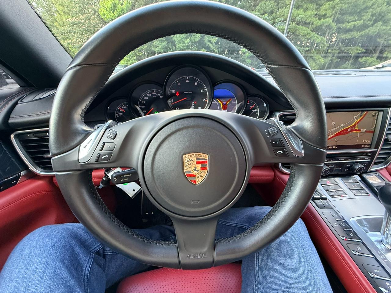 Porsche Panamera RWD 2015