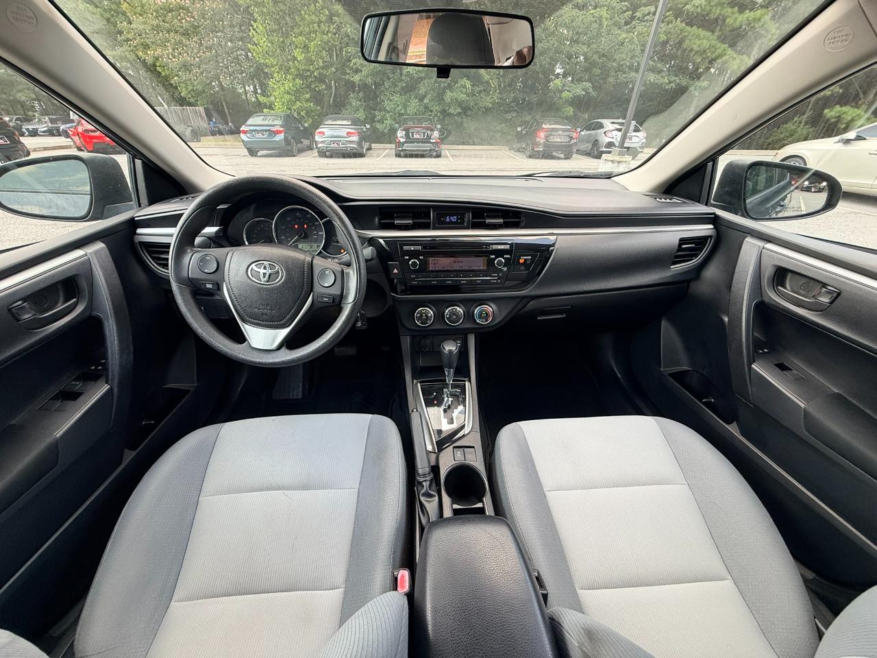 Toyota Corolla L 4-Speed AT 2014