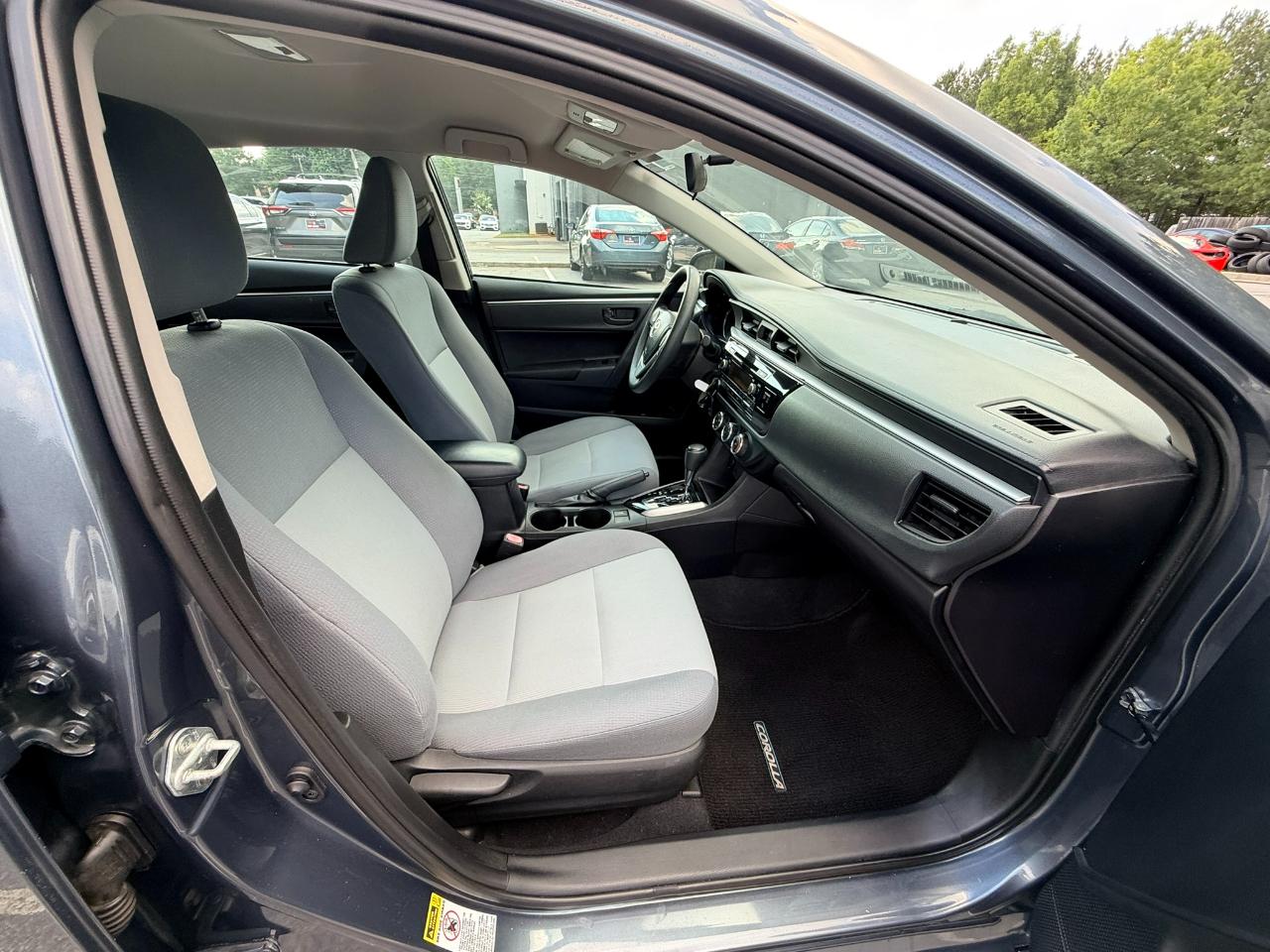 Toyota Corolla L 4-Speed AT 2014