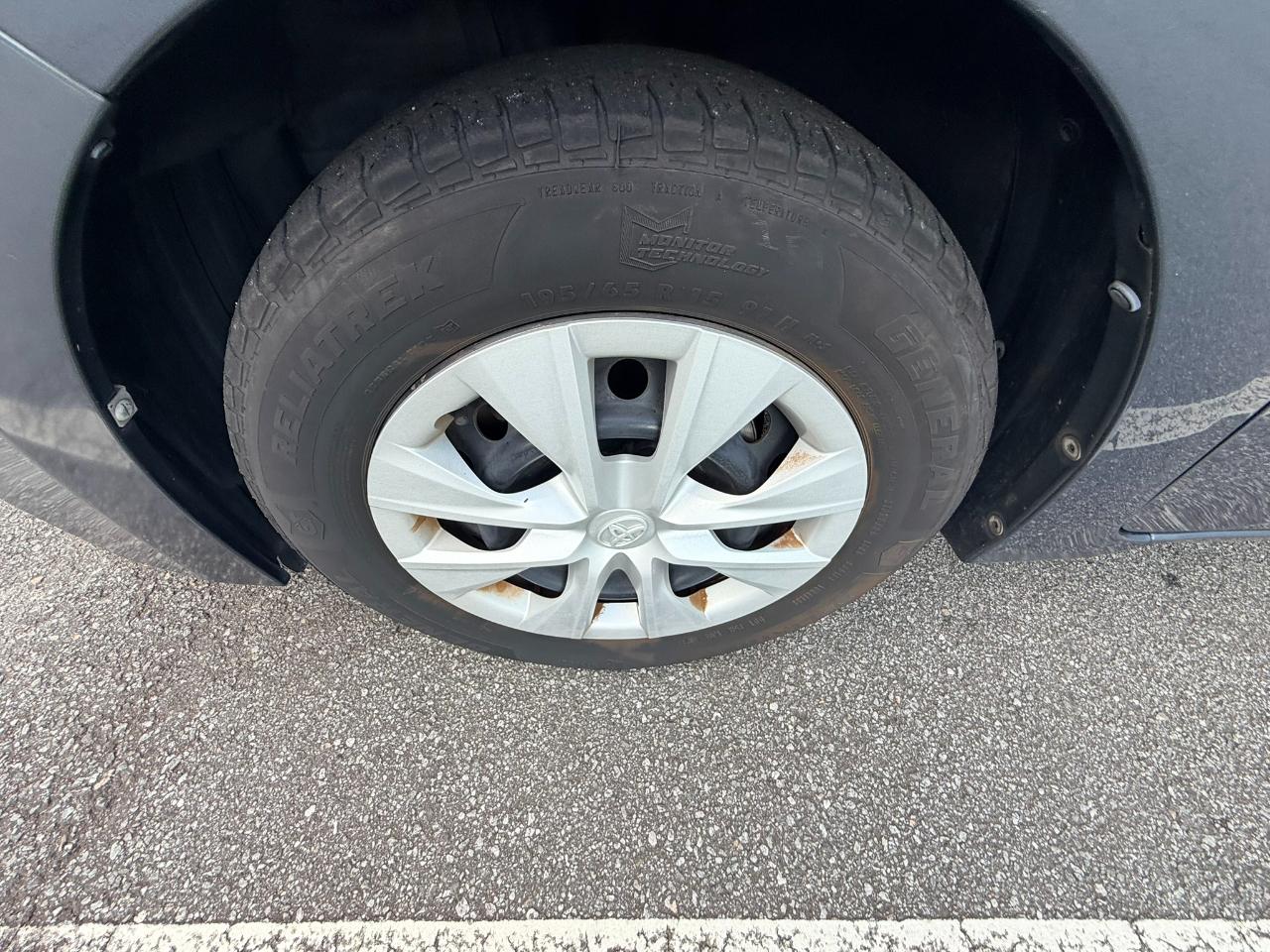 Toyota Corolla L 4-Speed AT 2014