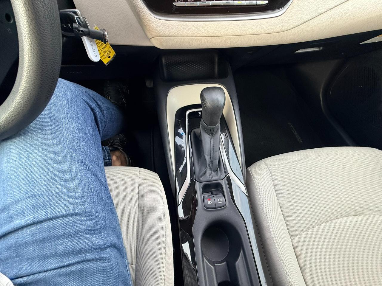Toyota Corolla LE 2020
