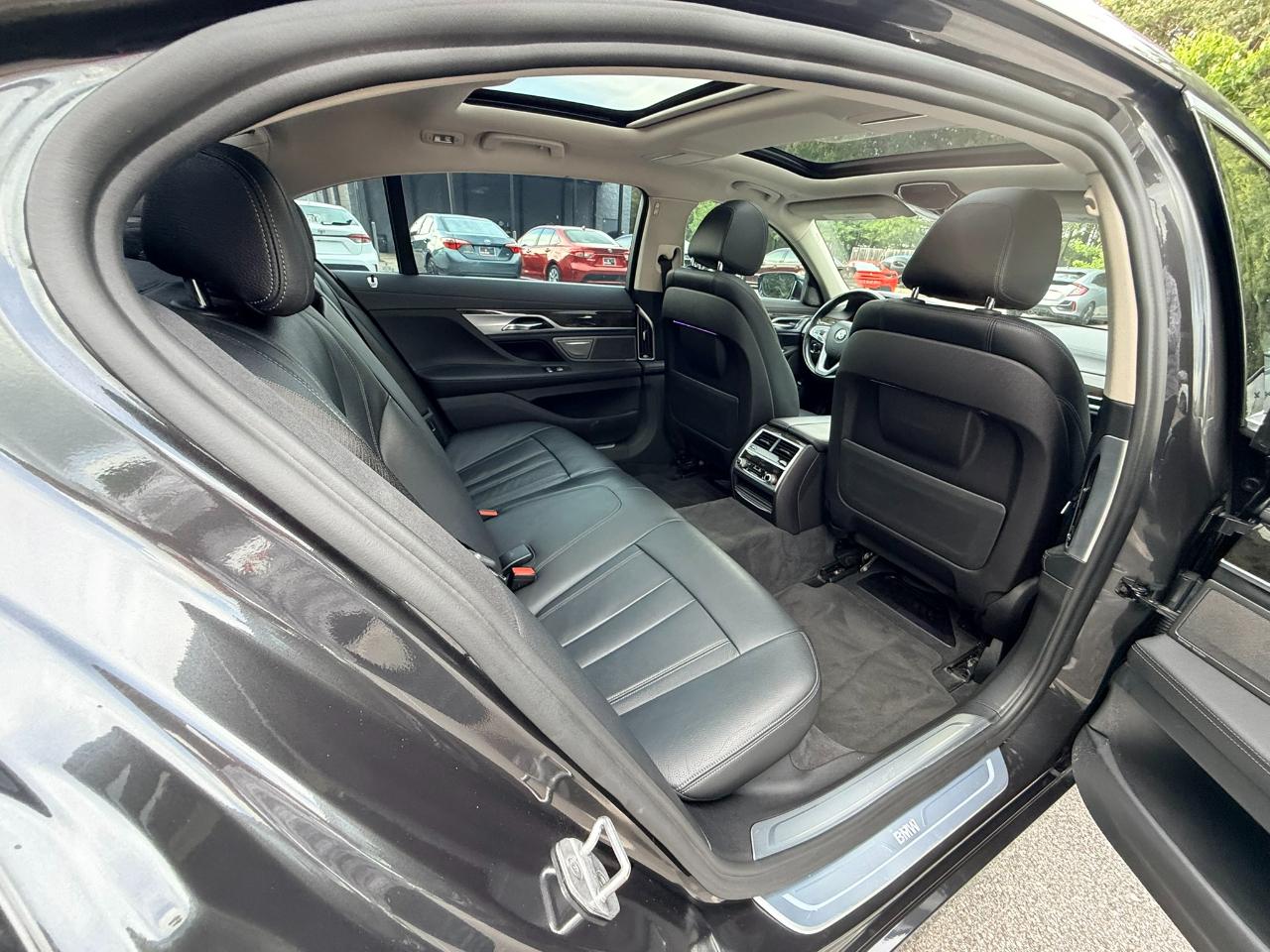 BMW 7-Series 740i xDrive 2018