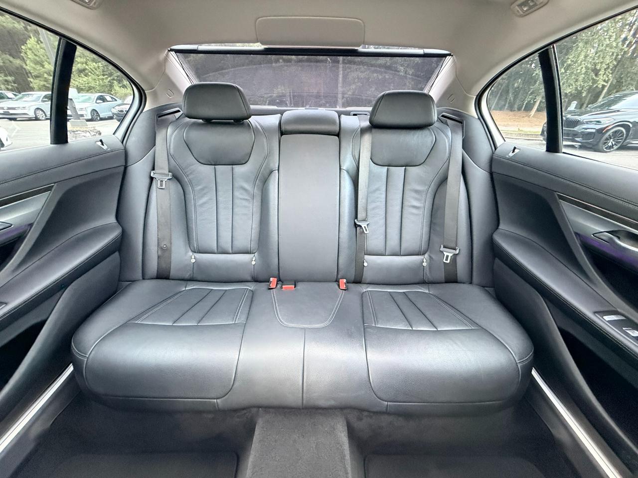 BMW 7-Series 740i xDrive 2018