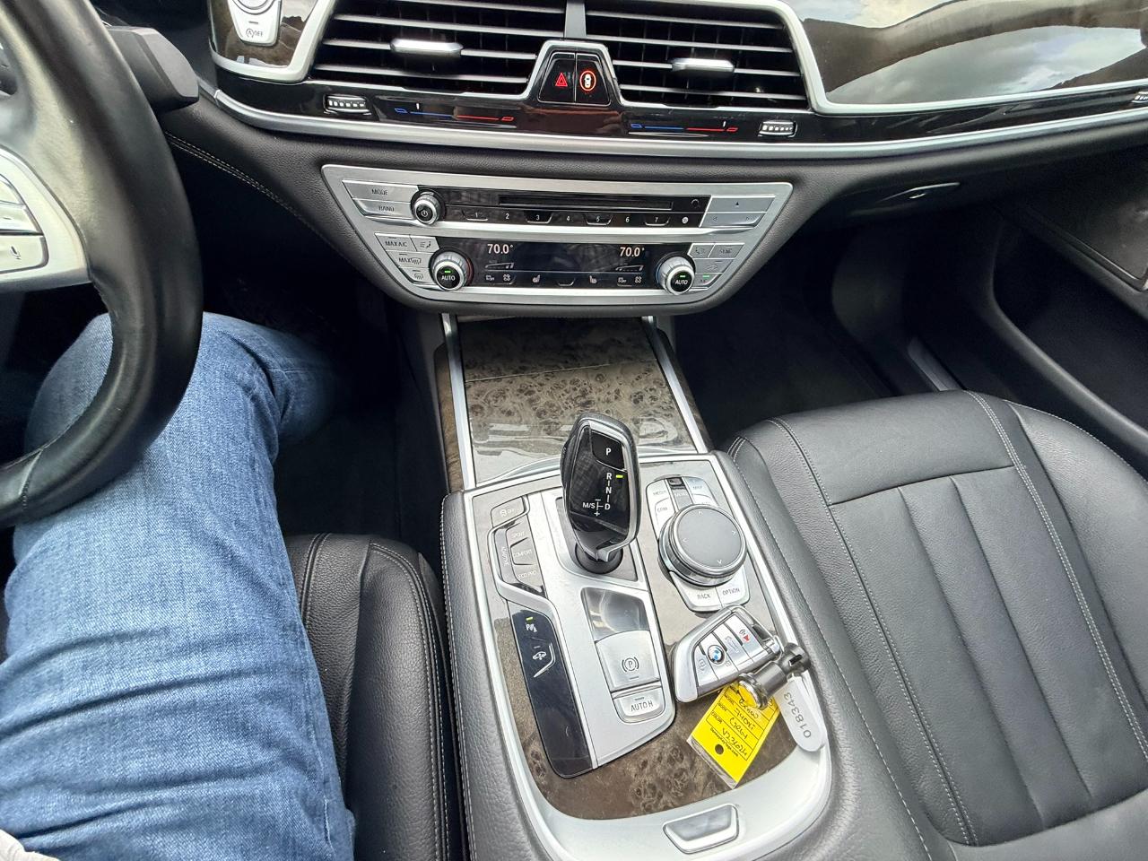 BMW 7-Series 740i xDrive 2018
