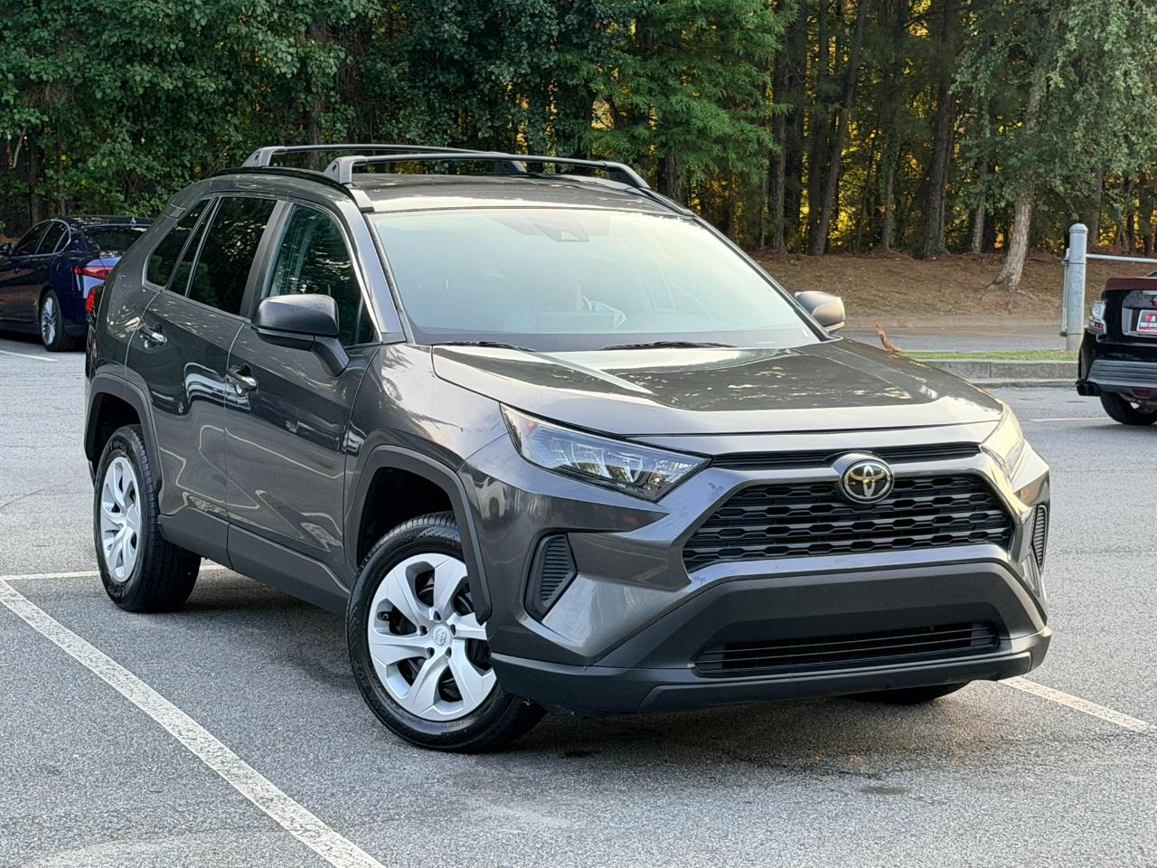 Toyota RAV4 LE 2020