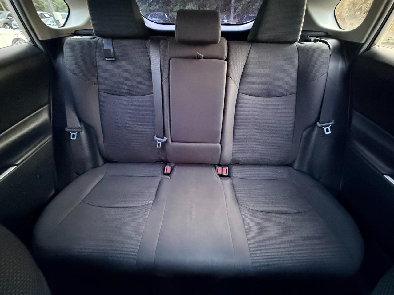 Toyota RAV4 LE 2020
