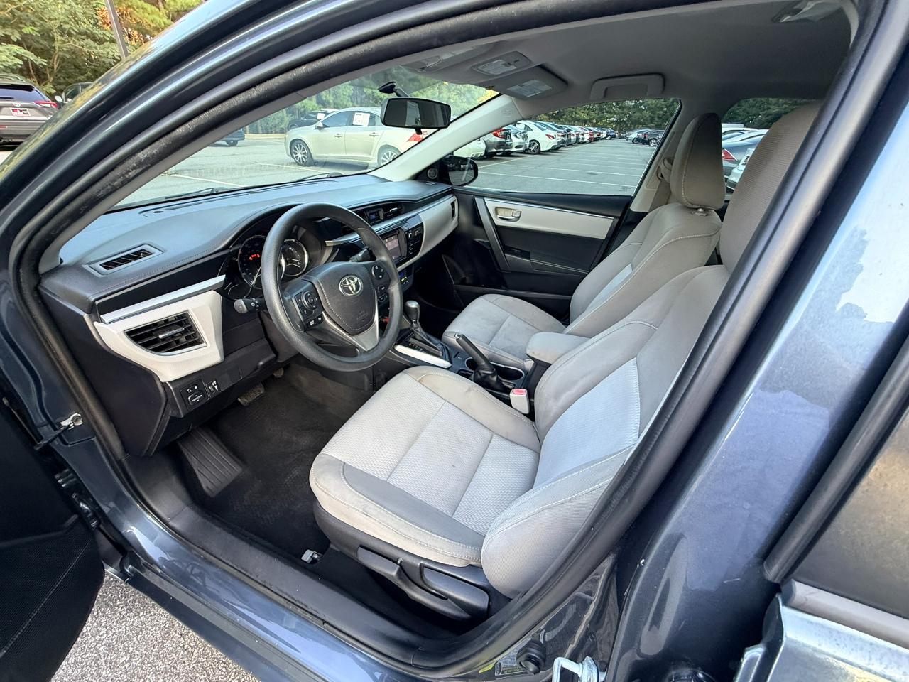 Toyota Corolla LE 2016