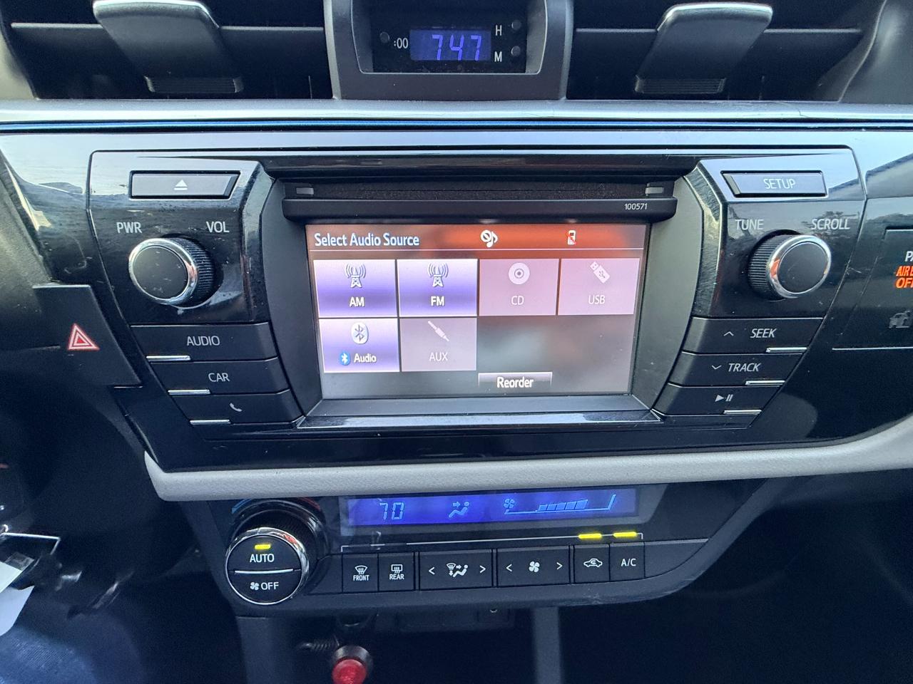 Toyota Corolla LE 2016