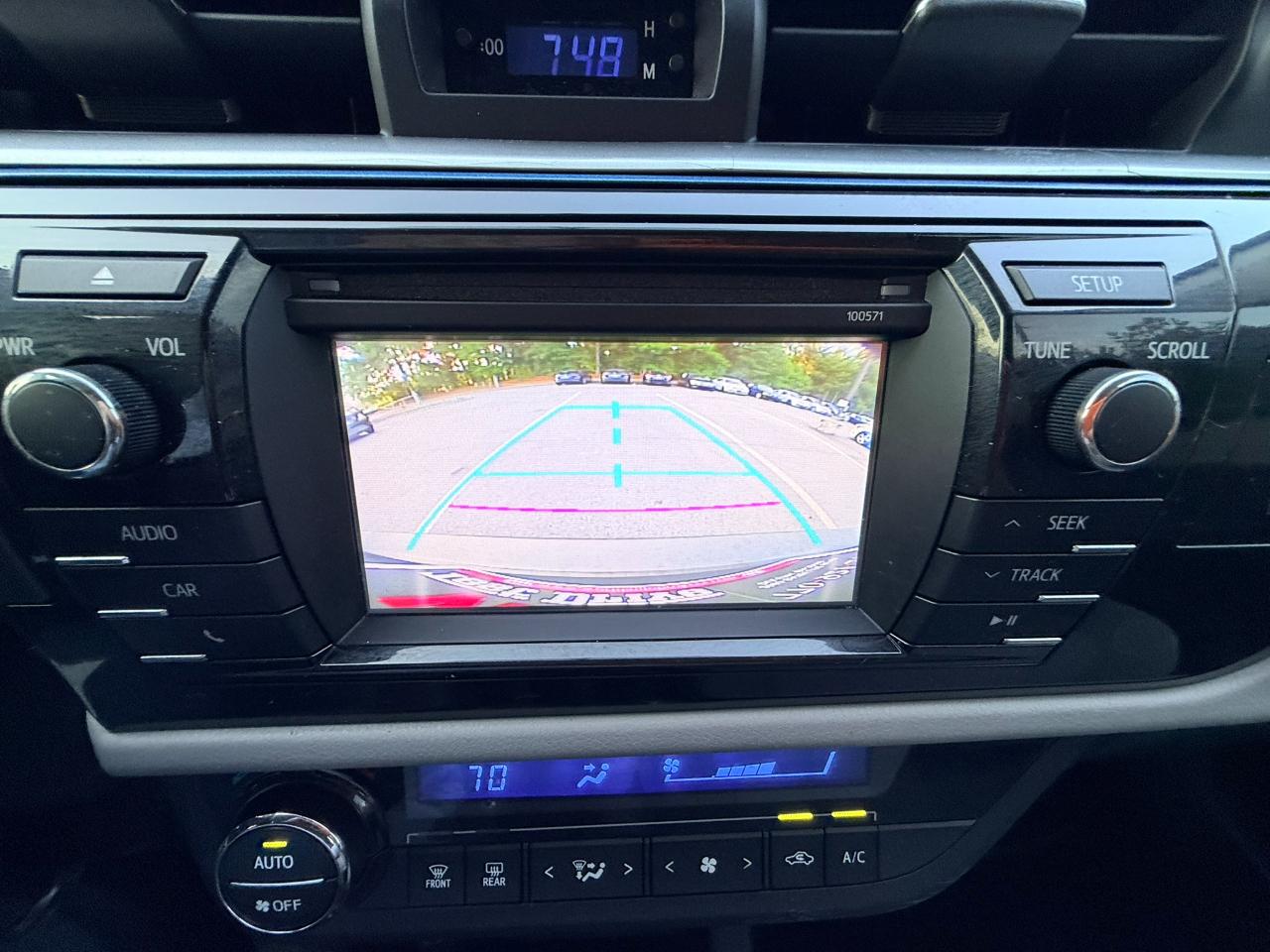 Toyota Corolla LE 2016