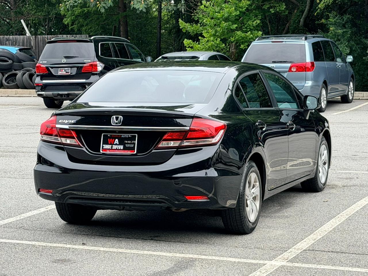 Honda Civic LX Sedan 5-Speed AT 2013