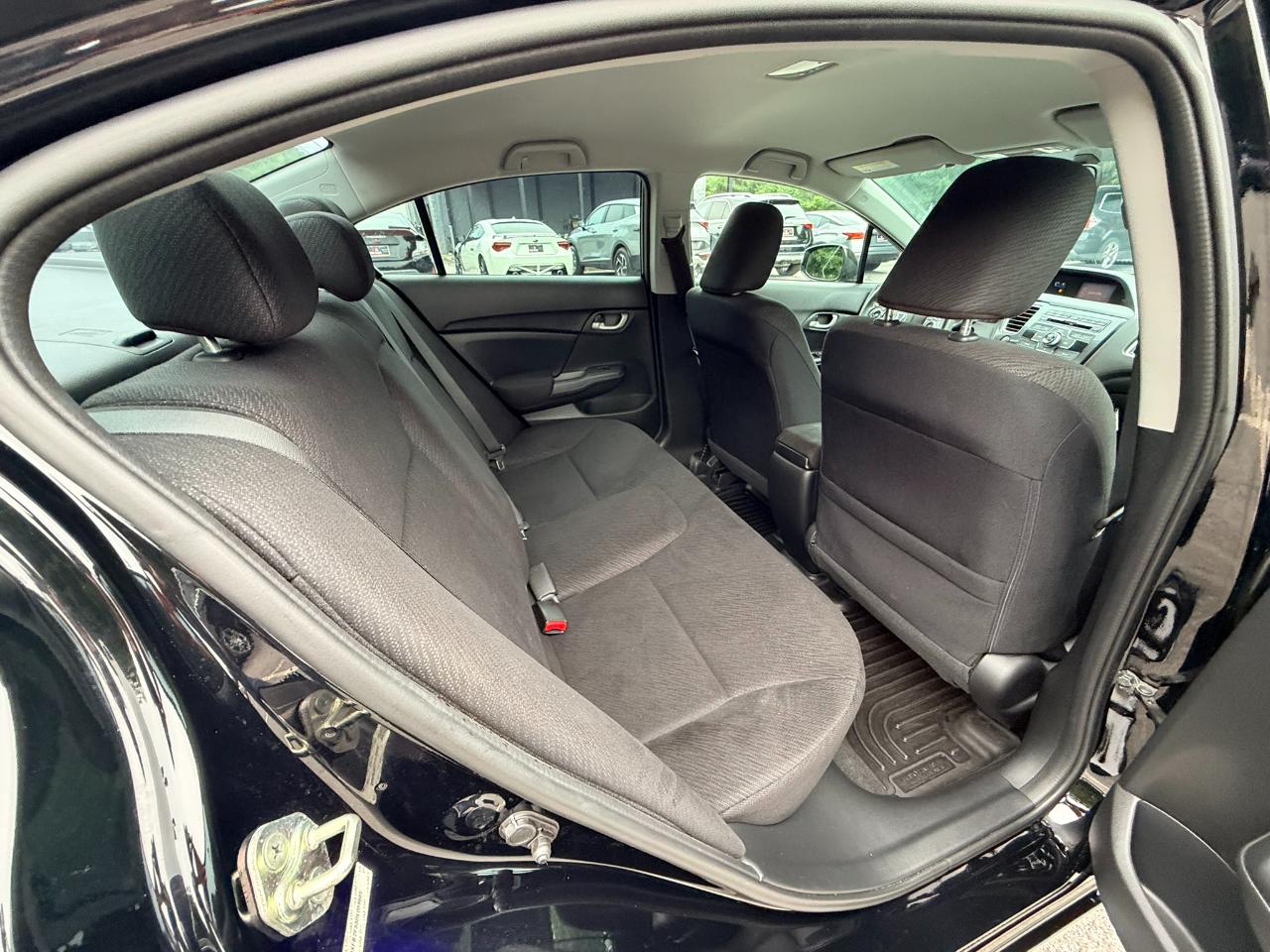 Honda Civic LX Sedan 5-Speed AT 2013