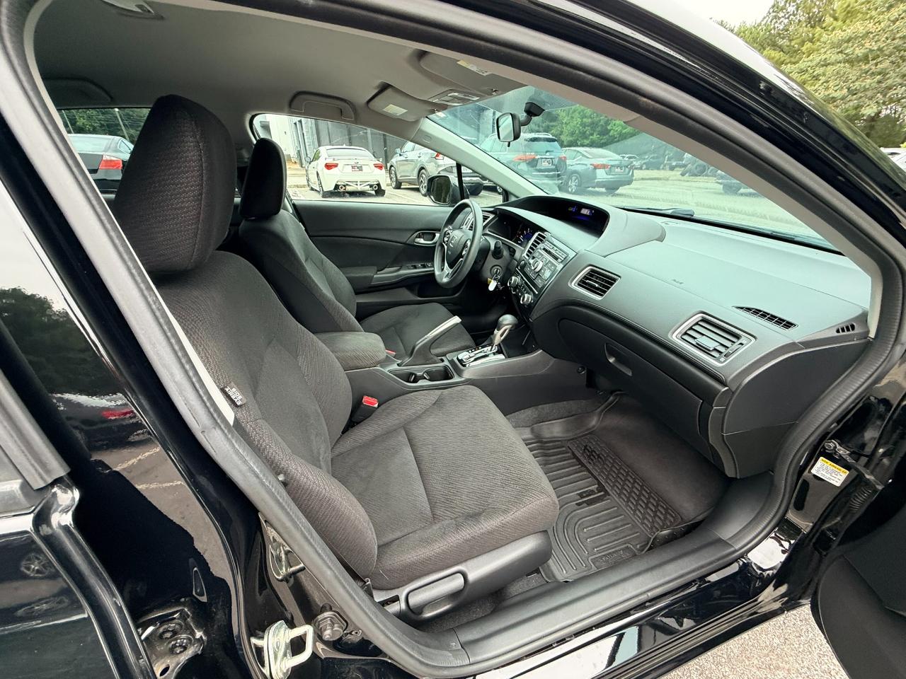 Honda Civic LX Sedan 5-Speed AT 2013