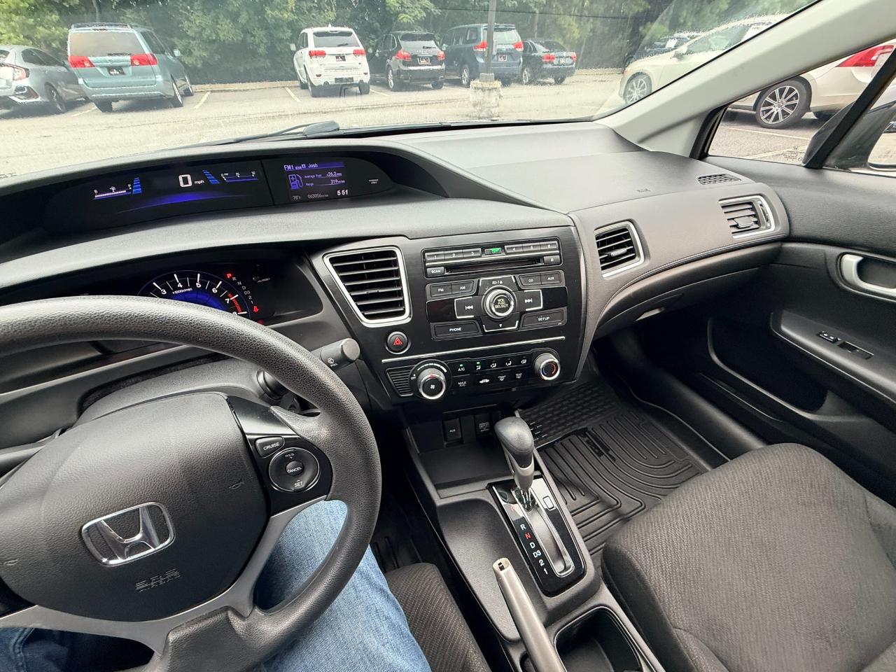 Honda Civic LX Sedan 5-Speed AT 2013