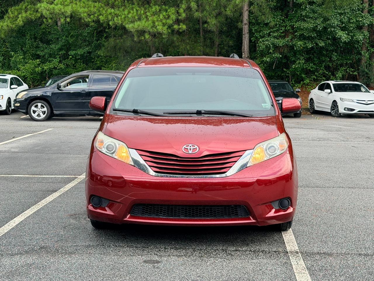Toyota Sienna LE 8-Passenger 2017