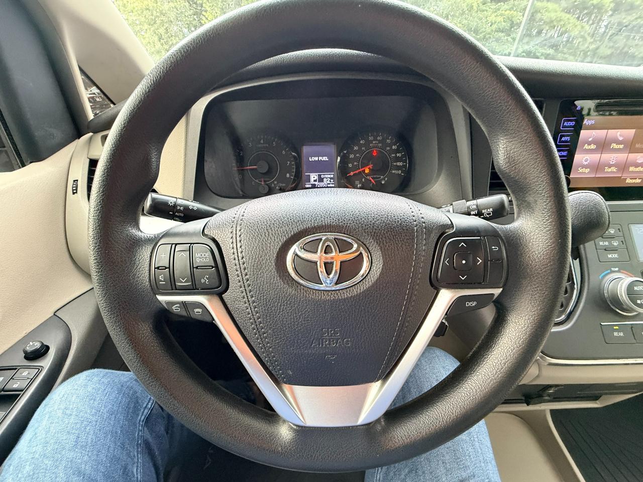 Toyota Sienna LE 8-Passenger 2017