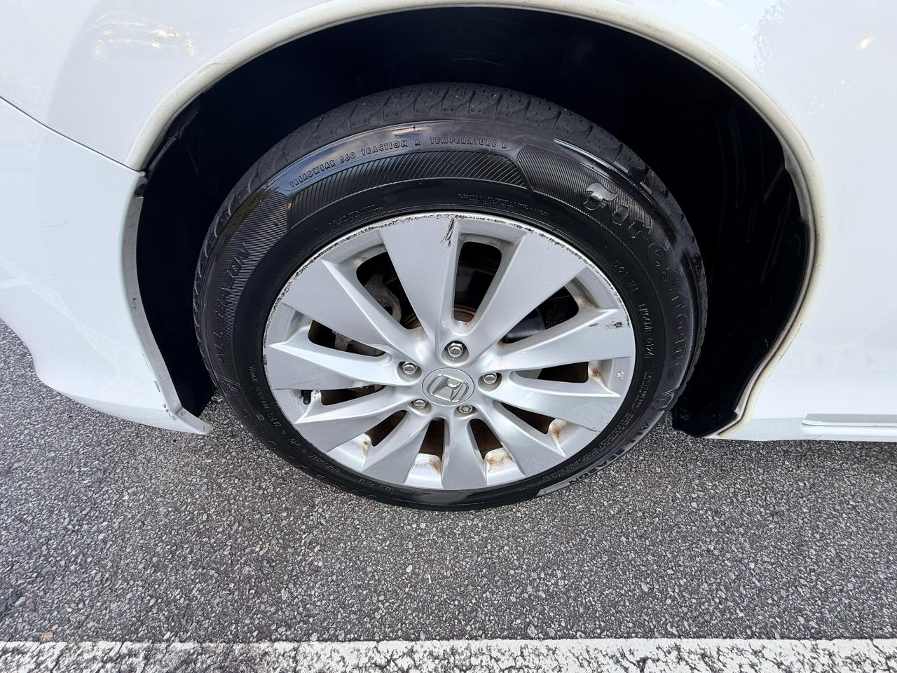Honda Accord Touring V6 Sedan 2013