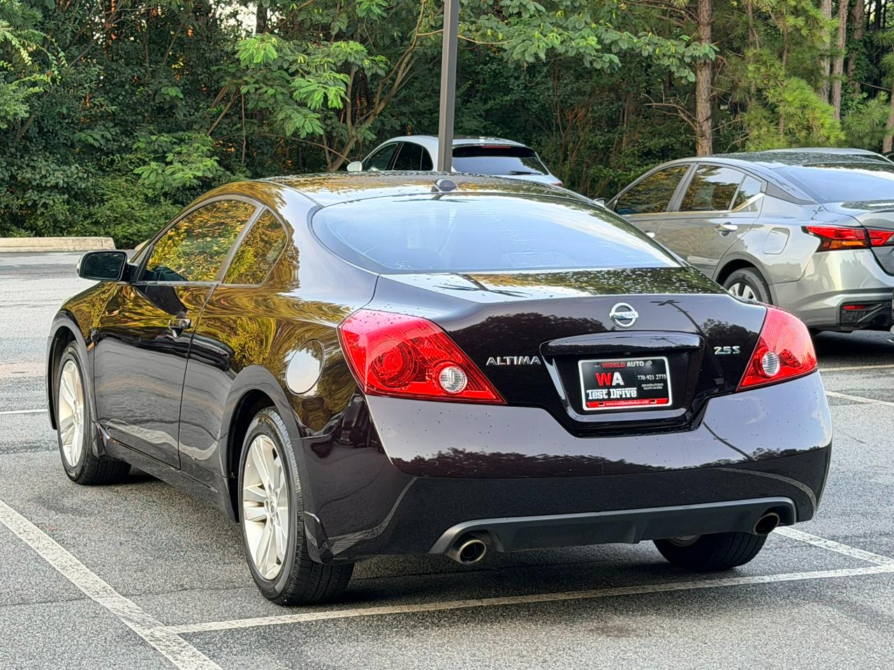 Nissan Altima 2.5 S Coupe 2012