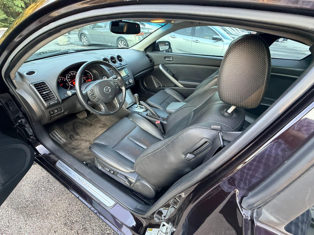 Nissan Altima 2.5 S Coupe 2012