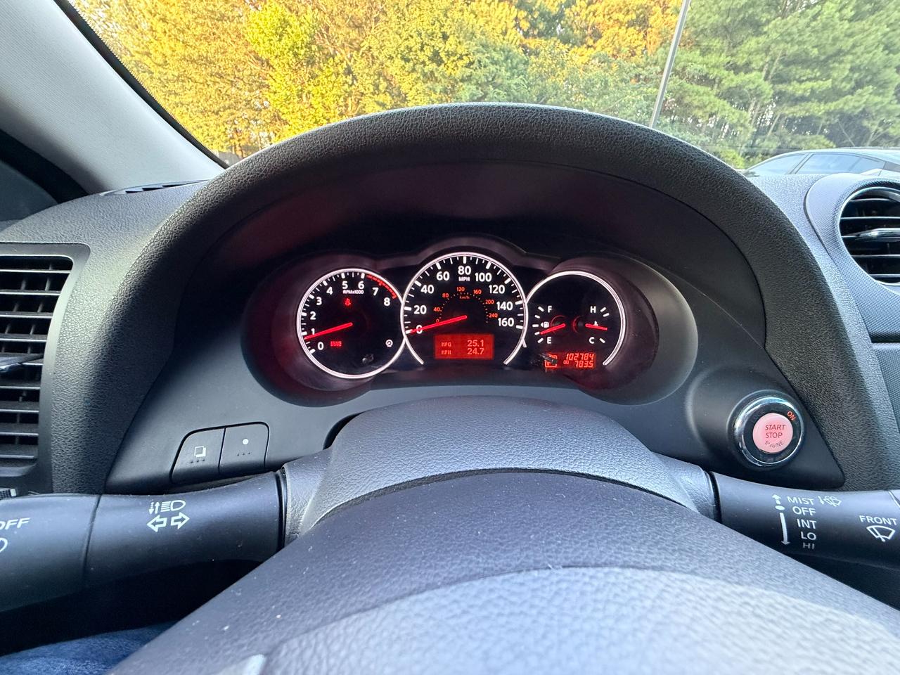 Nissan Altima 2.5 S Coupe 2012