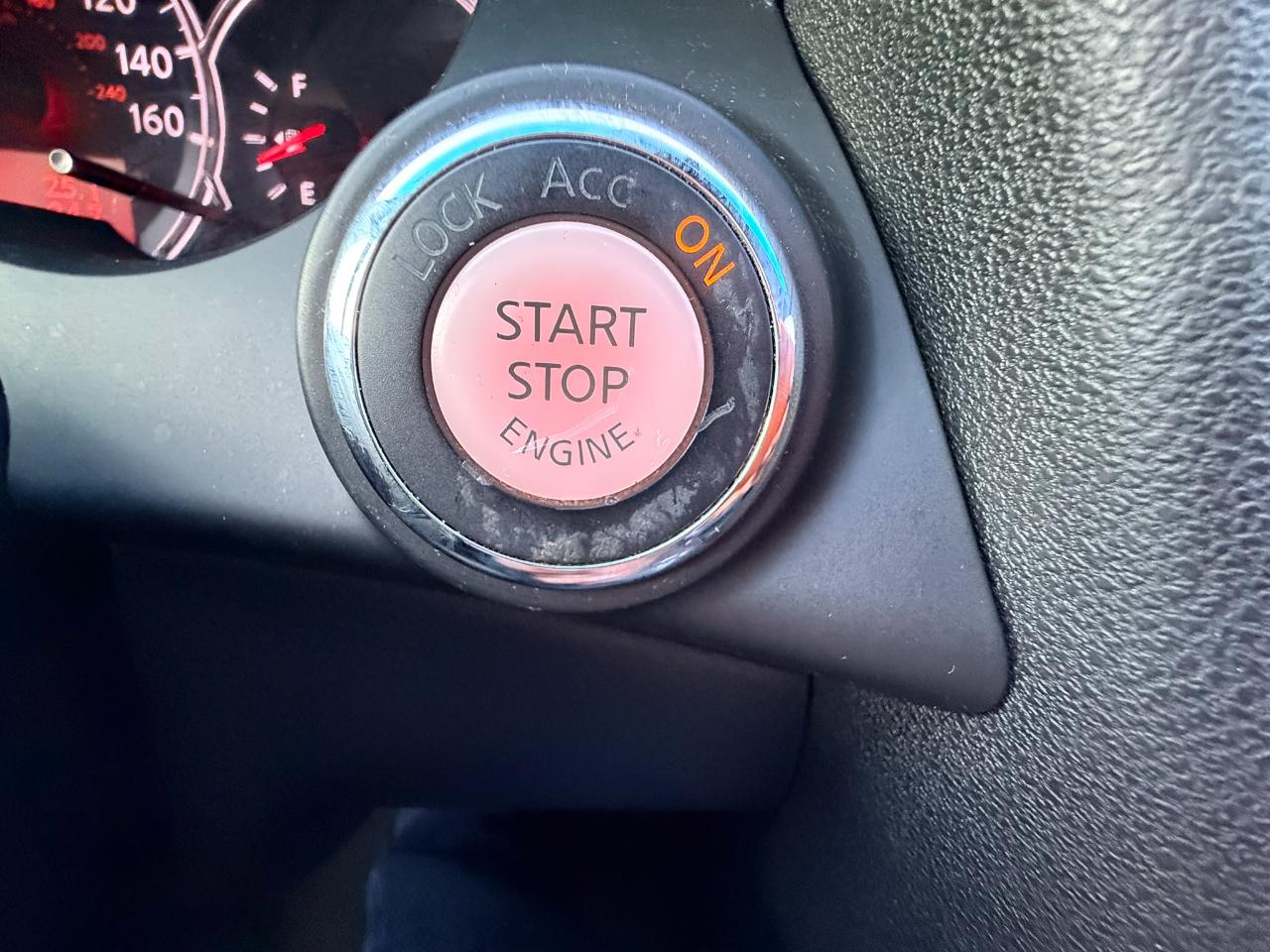 Nissan Altima 2.5 S Coupe 2012