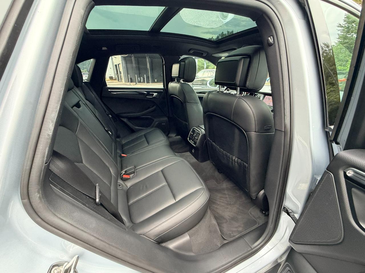 Porsche Macan Base 2017