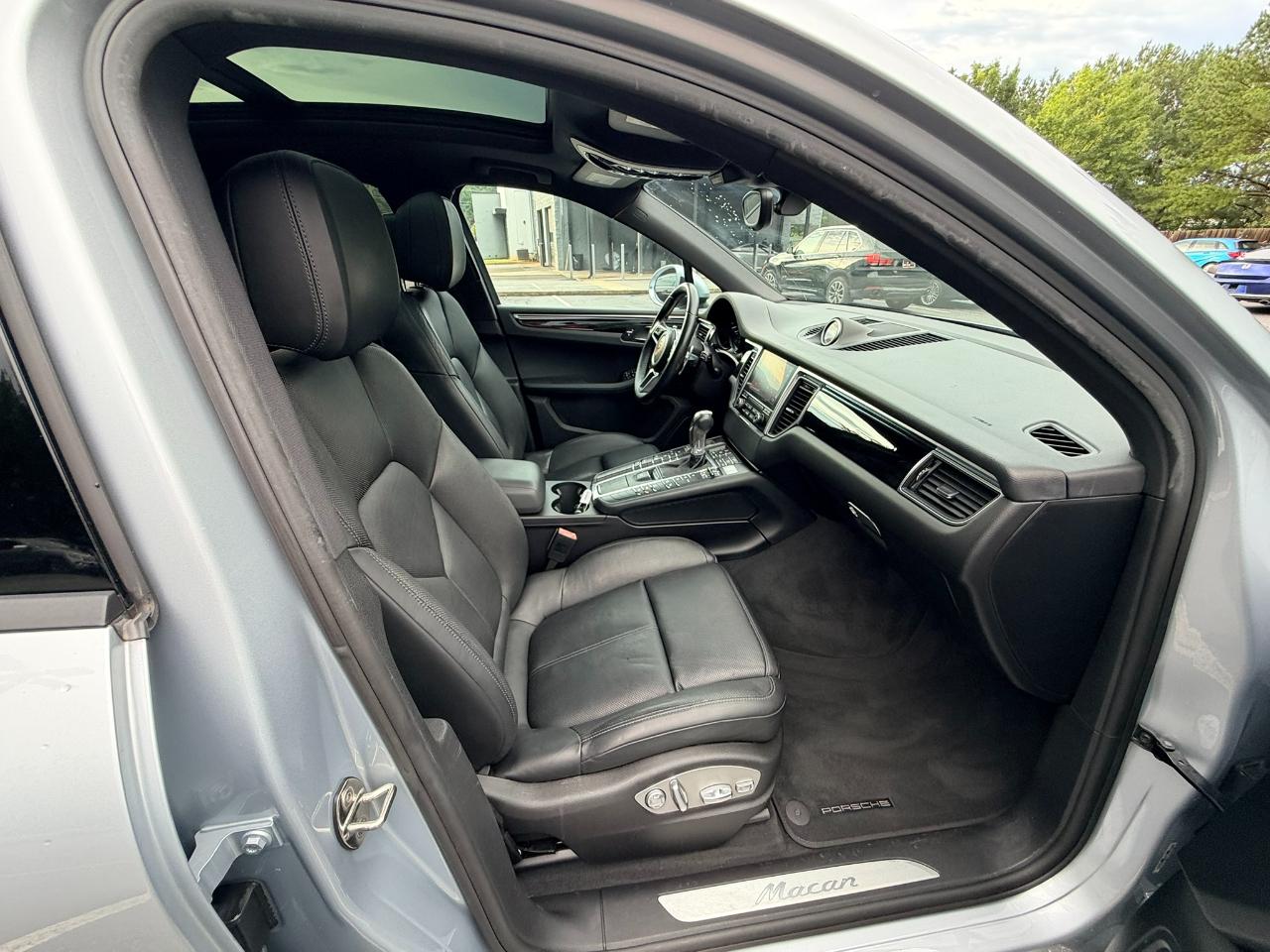 Porsche Macan Base 2017