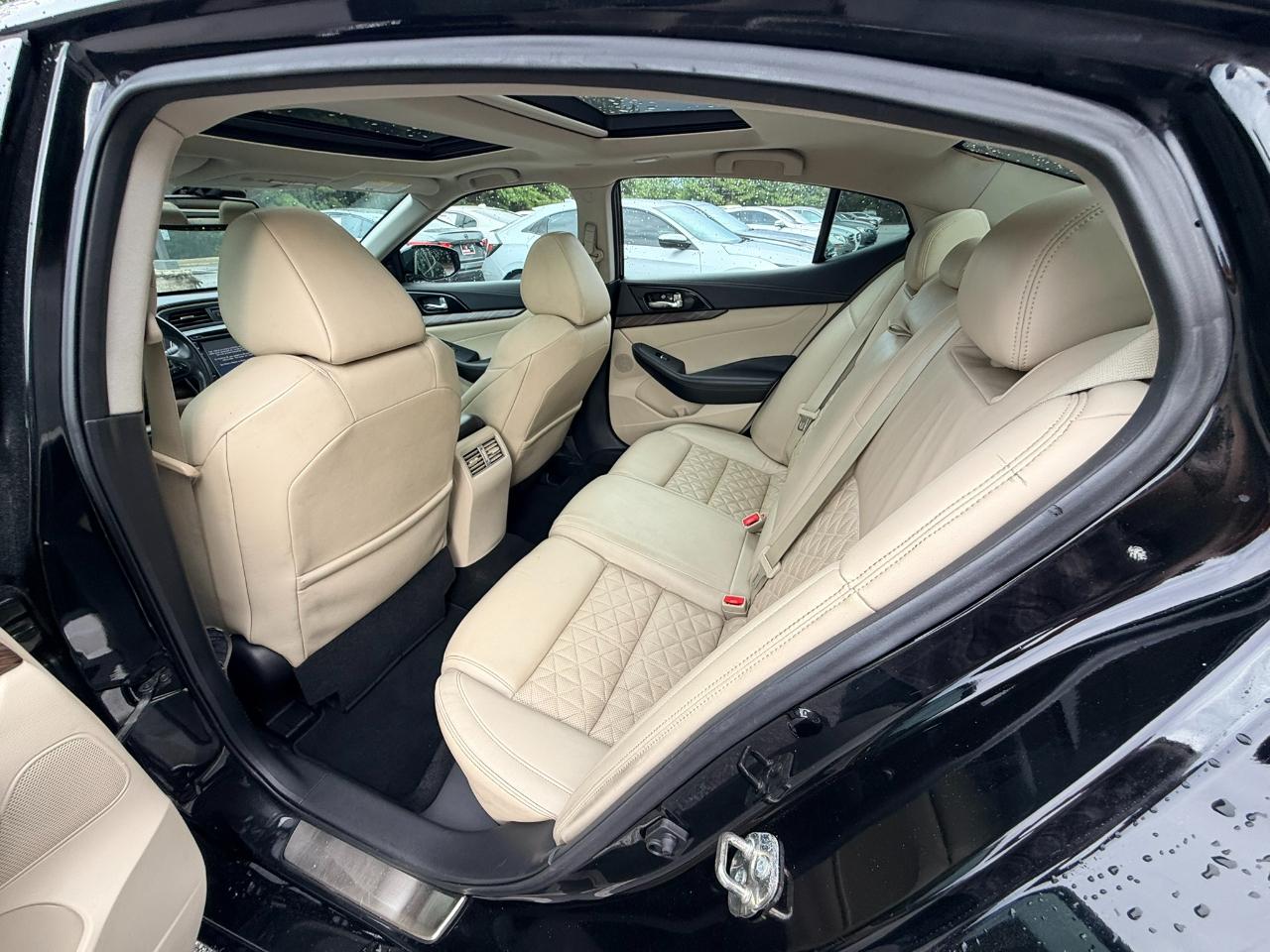 Nissan Maxima 4dr Sdn 3.5 Platinum 2016