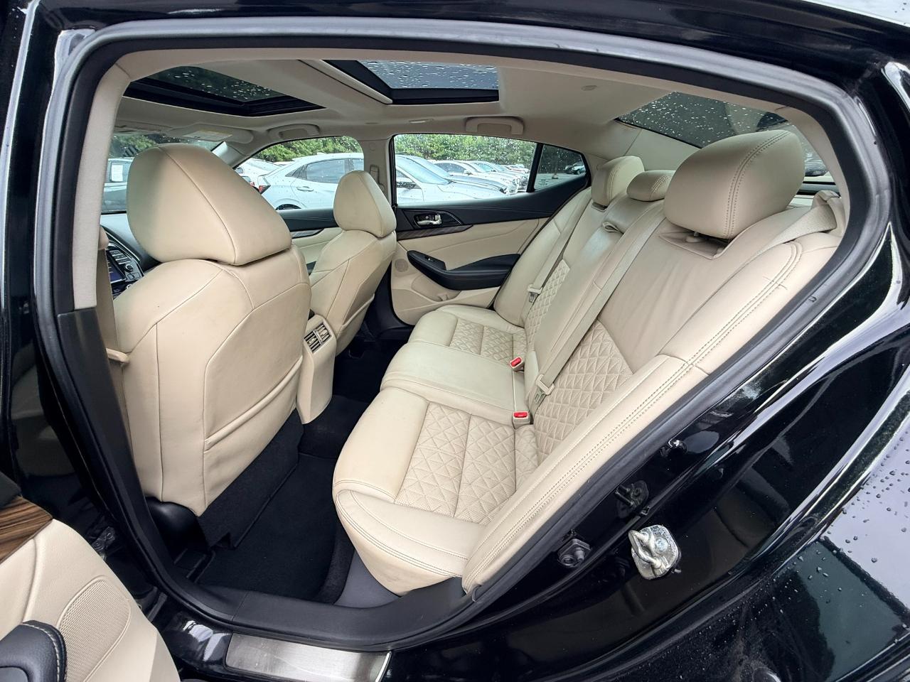 Nissan Maxima 4dr Sdn 3.5 Platinum 2016