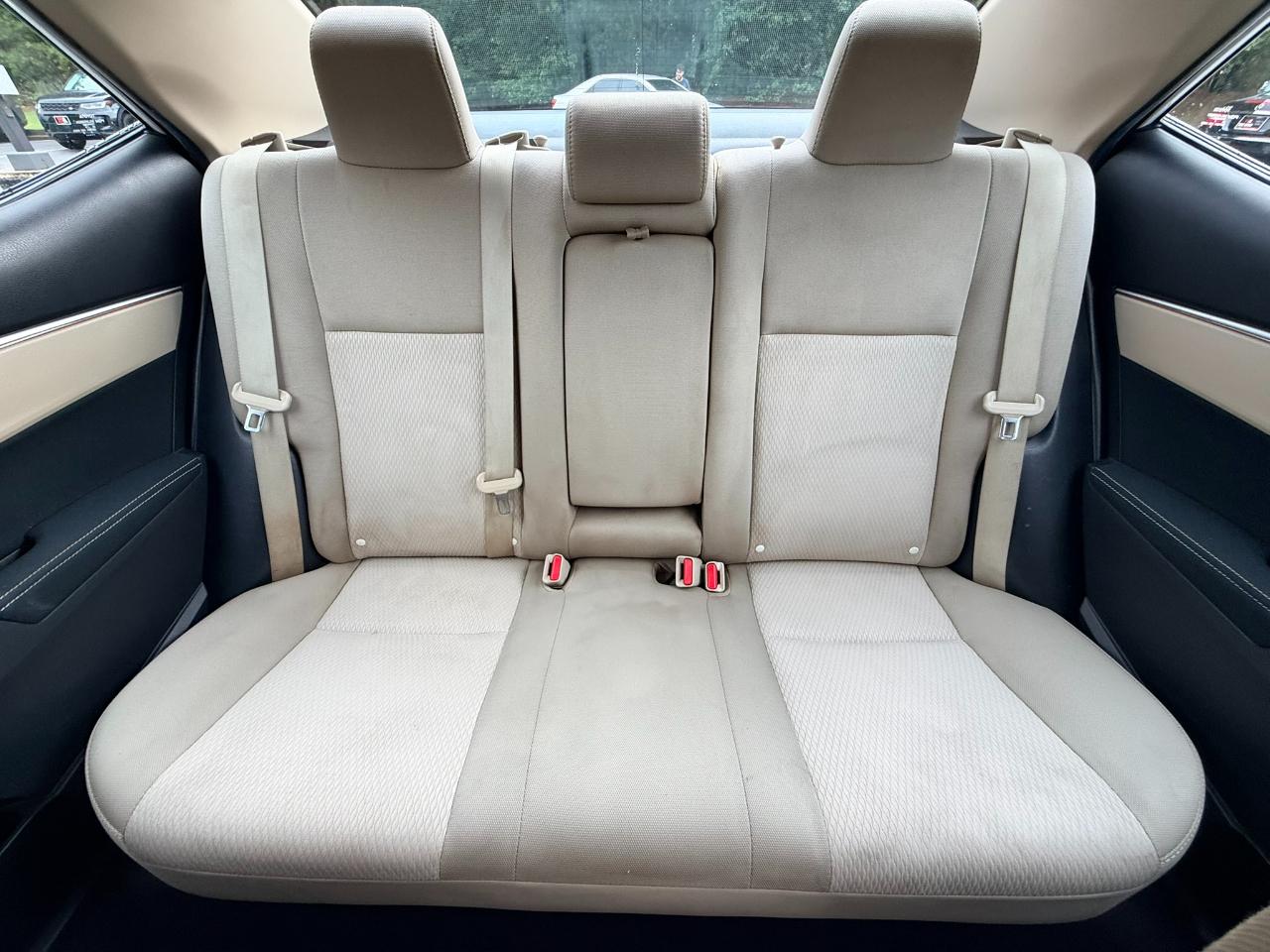 Toyota Corolla LE 2015