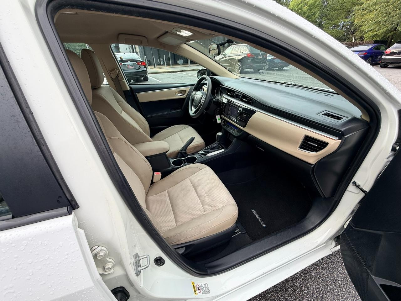 Toyota Corolla LE 2015