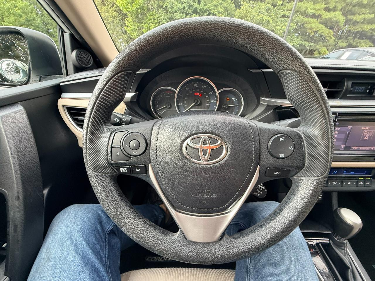 Toyota Corolla LE 2015