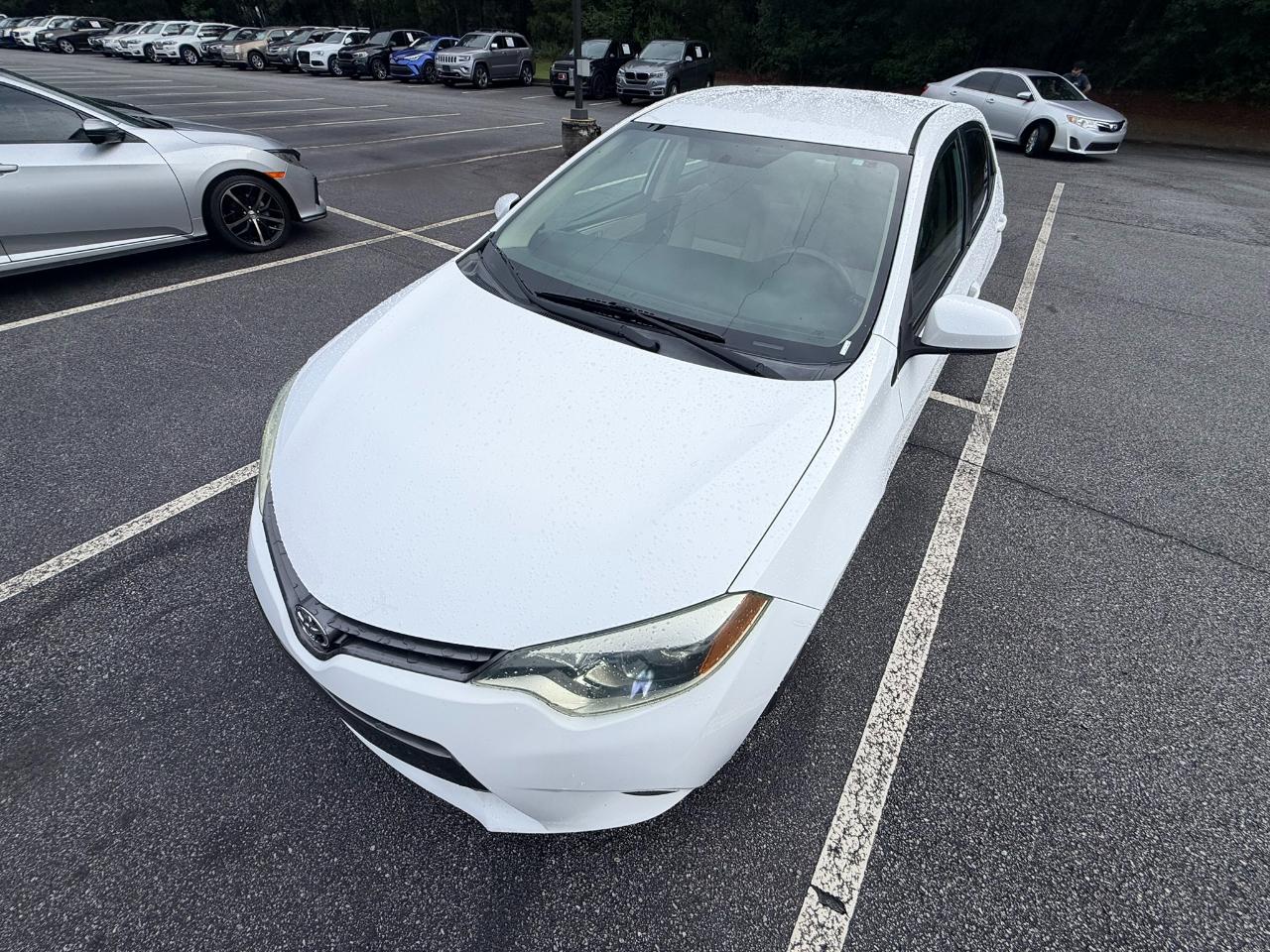 Toyota Corolla LE 2015